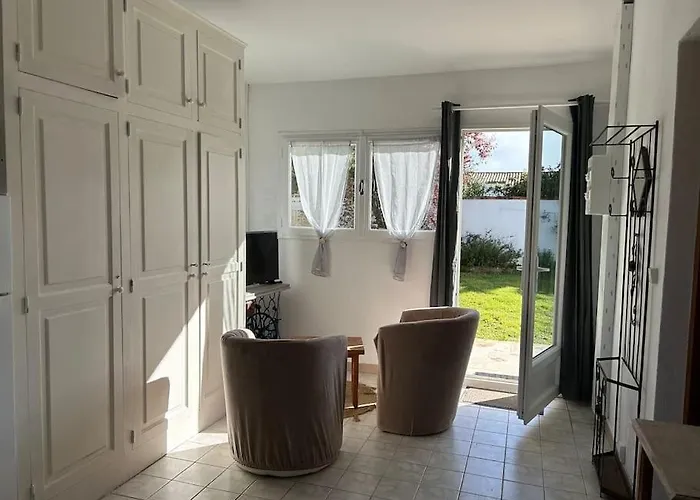 Pour Escapade Sur L'ile De Re ラ・フロット